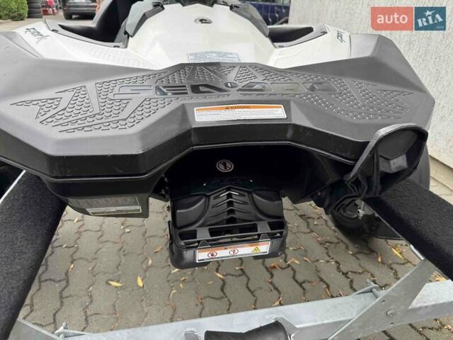 БРП Спарк, объемом двигателя 0 л и пробегом 220 тыс. км за 9200 $, фото 4 на Automoto.ua