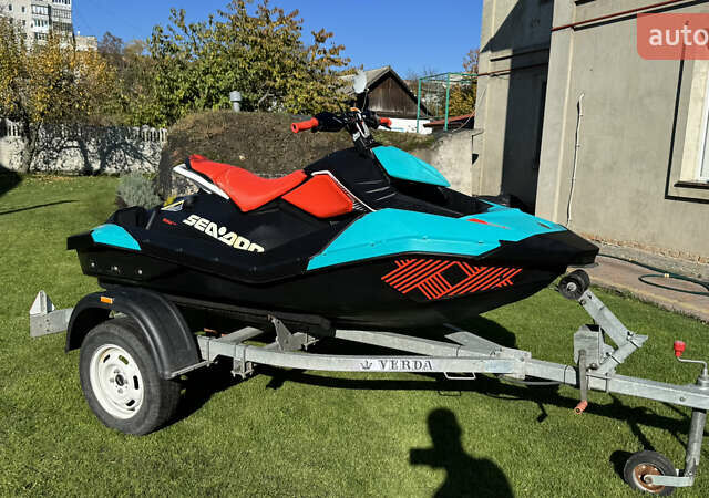 БРП Спарк, объемом двигателя 0 л и пробегом 112 тыс. км за 8300 $, фото 1 на Automoto.ua