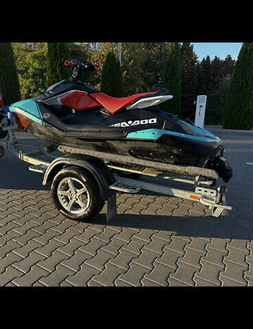 БРП Спарк, объемом двигателя 0 л и пробегом 125 тыс. км за 8700 $, фото 7 на Automoto.ua