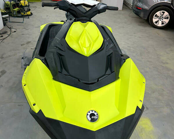 Зелений БРП Спарк, об'ємом двигуна 1 л та пробігом 105 тис. км за 5700 $, фото 2 на Automoto.ua