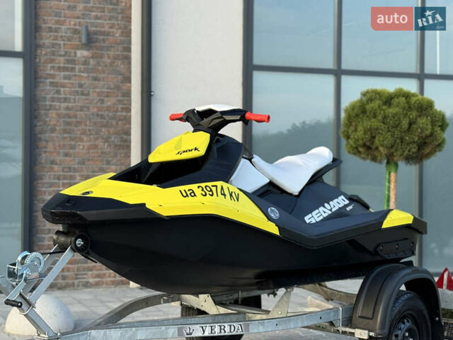 Зелений БРП Спарк, об'ємом двигуна 0.9 л та пробігом 250 тис. км за 6999 $, фото 16 на Automoto.ua