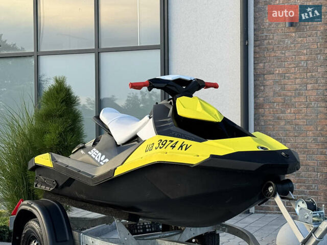 Зелений БРП Спарк, об'ємом двигуна 0.9 л та пробігом 250 тис. км за 6999 $, фото 6 на Automoto.ua