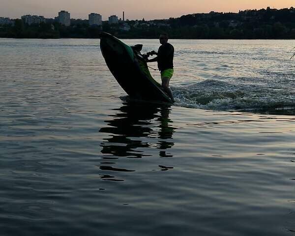 Зеленый БРП Спарк, объемом двигателя 0.9 л и пробегом 96 тыс. км за 10500 $, фото 11 на Automoto.ua