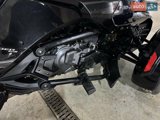 Чорний БРП Спайдер, об'ємом двигуна 1.33 л та пробігом 41 тис. км за 9999 $, фото 6 на Automoto.ua