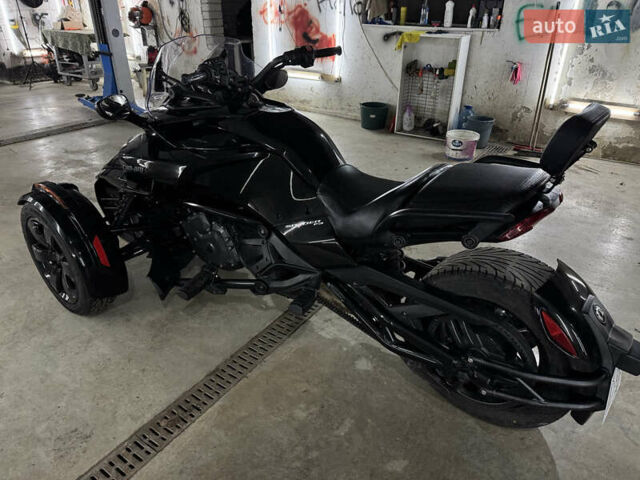 Чорний БРП Спайдер, об'ємом двигуна 1.33 л та пробігом 41 тис. км за 9999 $, фото 4 на Automoto.ua