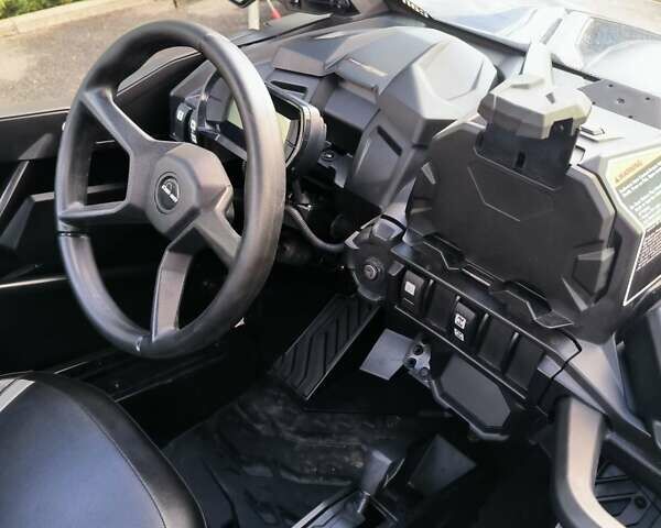 Черный БРП Maverick Trail, объемом двигателя 1 л и пробегом 2 тыс. км за 18900 $, фото 2 на Automoto.ua