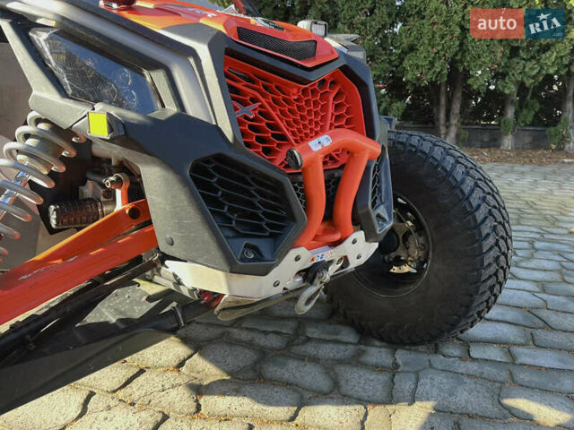 Белый БРП Maverick X3, объемом двигателя 0.9 л и пробегом 7 тыс. км за 28999 $, фото 8 на Automoto.ua