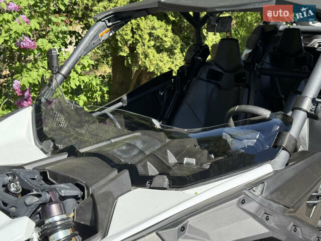 Белый БРП Maverick X3, объемом двигателя 0.9 л и пробегом 2 тыс. км за 25500 $, фото 28 на Automoto.ua