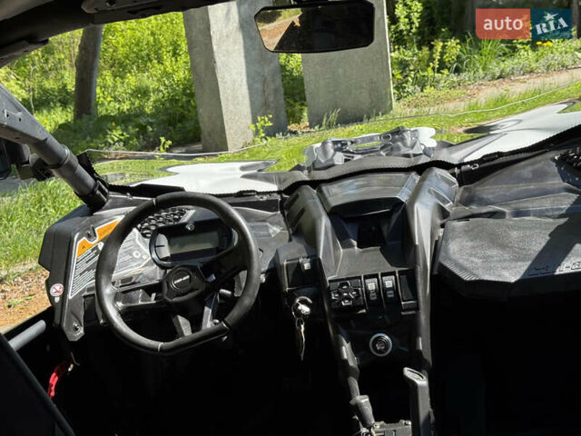 Белый БРП Maverick X3, объемом двигателя 0.9 л и пробегом 2 тыс. км за 25500 $, фото 19 на Automoto.ua