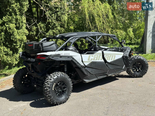 Белый БРП Maverick X3, объемом двигателя 0.9 л и пробегом 2 тыс. км за 25500 $, фото 2 на Automoto.ua