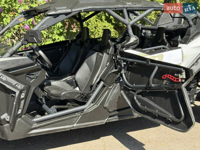 Белый БРП Maverick X3, объемом двигателя 0.9 л и пробегом 2 тыс. км за 25500 $, фото 29 на Automoto.ua