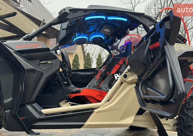 Бежевый БРП Maverick X3, объемом двигателя 0.9 л и пробегом 2 тыс. км за 35900 $, фото 34 на Automoto.ua