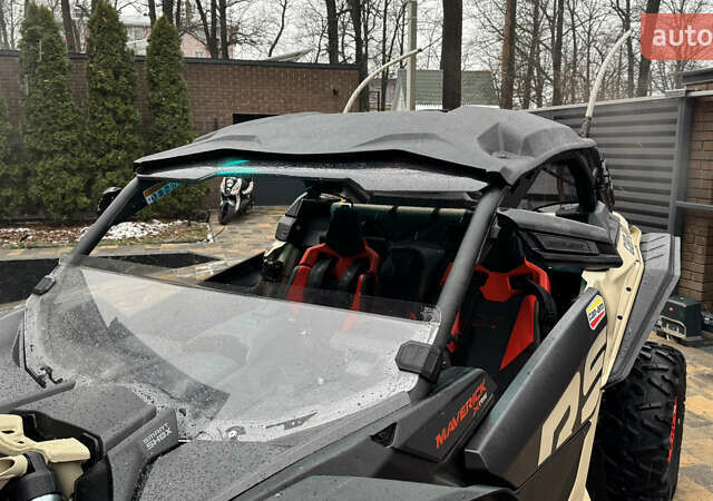 Бежевый БРП Maverick X3, объемом двигателя 0.9 л и пробегом 2 тыс. км за 35900 $, фото 10 на Automoto.ua