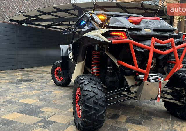 Бежевый БРП Maverick X3, объемом двигателя 0.9 л и пробегом 2 тыс. км за 35900 $, фото 5 на Automoto.ua