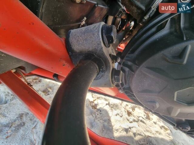 Красный БРП Maverick X3, объемом двигателя 0.9 л и пробегом 6 тыс. км за 15800 $, фото 12 на Automoto.ua