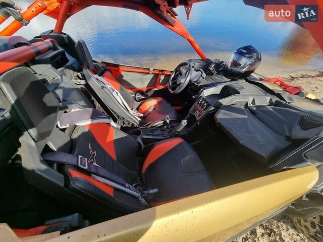 Красный БРП Maverick X3, объемом двигателя 0.9 л и пробегом 6 тыс. км за 15800 $, фото 7 на Automoto.ua