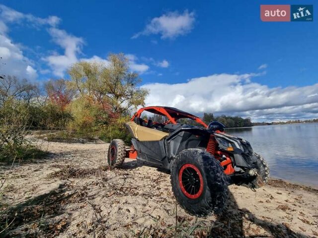 Красный БРП Maverick X3, объемом двигателя 0.9 л и пробегом 6 тыс. км за 15800 $, фото 3 на Automoto.ua