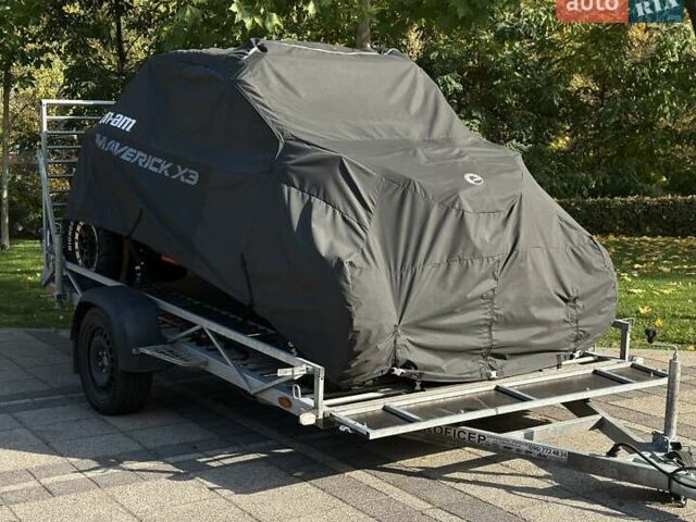 Красный БРП Maverick X3, объемом двигателя 0.9 л и пробегом 4 тыс. км за 22499 $, фото 11 на Automoto.ua