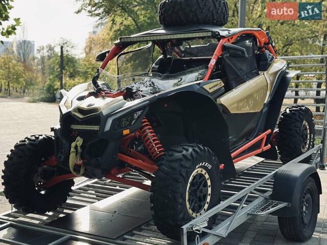 Красный БРП Maverick X3, объемом двигателя 0.9 л и пробегом 4 тыс. км за 22499 $, фото 3 на Automoto.ua
