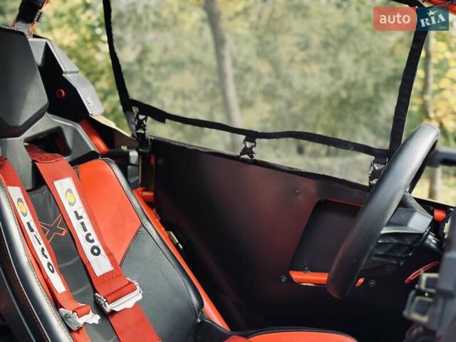 Красный БРП Maverick X3, объемом двигателя 0.9 л и пробегом 4 тыс. км за 22499 $, фото 26 на Automoto.ua