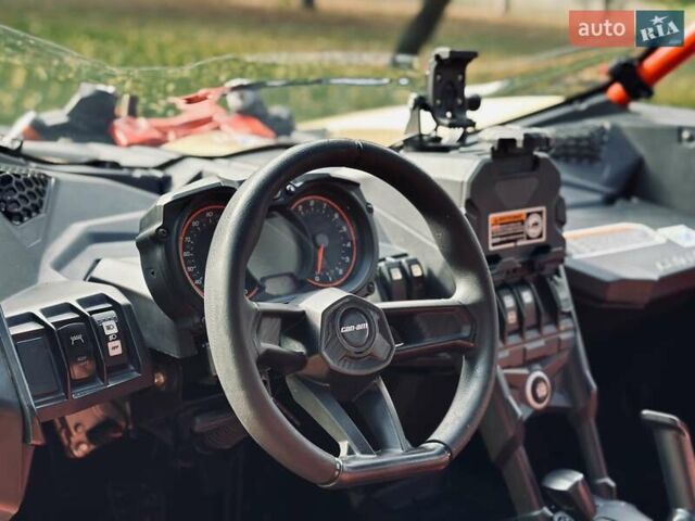 Красный БРП Maverick X3, объемом двигателя 0.9 л и пробегом 4 тыс. км за 22499 $, фото 23 на Automoto.ua