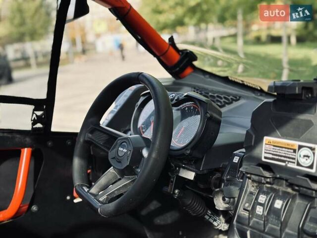 Красный БРП Maverick X3, объемом двигателя 0.9 л и пробегом 4 тыс. км за 22499 $, фото 24 на Automoto.ua