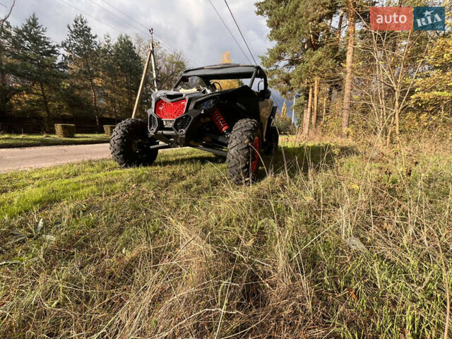 БРП Maverick X3, объемом двигателя 0.9 л и пробегом 1 тыс. км за 32700 $, фото 16 на Automoto.ua