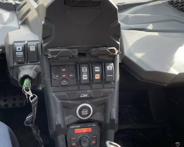 БРП Maverick X3, объемом двигателя 0.9 л и пробегом 6 тыс. км за 31000 $, фото 6 на Automoto.ua