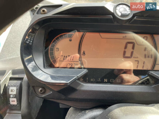БРП Maverick X3, объемом двигателя 0.9 л и пробегом 6 тыс. км за 31000 $, фото 5 на Automoto.ua