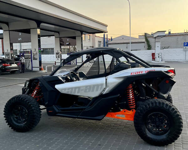 БРП Maverick X3, объемом двигателя 1 л и пробегом 1 тыс. км за 21500 $, фото 7 на Automoto.ua