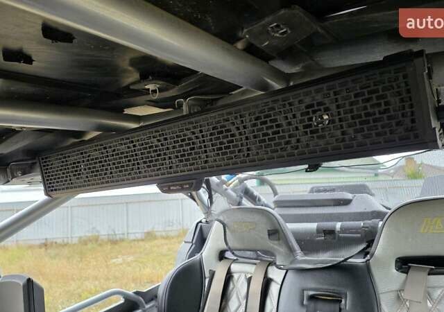 БРП Maverick X3, объемом двигателя 0.9 л и пробегом 2 тыс. км за 29999 $, фото 8 на Automoto.ua