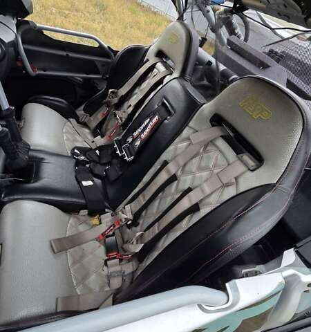 БРП Maverick X3, объемом двигателя 0.9 л и пробегом 2 тыс. км за 29999 $, фото 14 на Automoto.ua