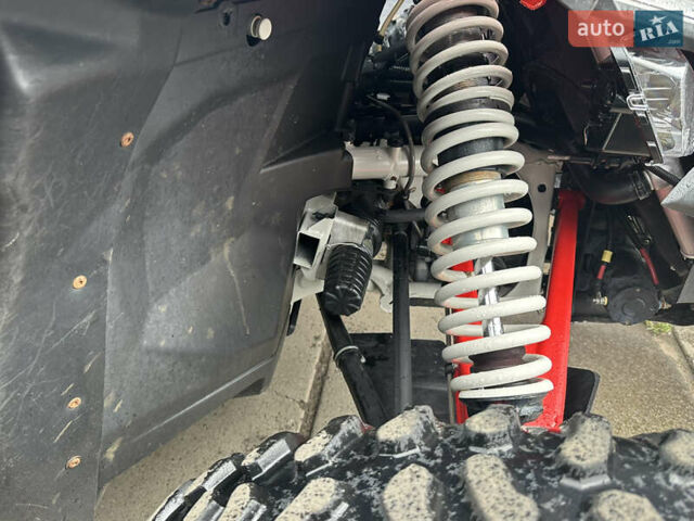 БРП Maverick X3, объемом двигателя 0.9 л и пробегом 7 тыс. км за 32000 $, фото 6 на Automoto.ua