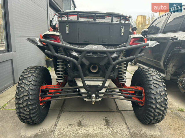 БРП Maverick X3, объемом двигателя 0.9 л и пробегом 7 тыс. км за 32000 $, фото 1 на Automoto.ua
