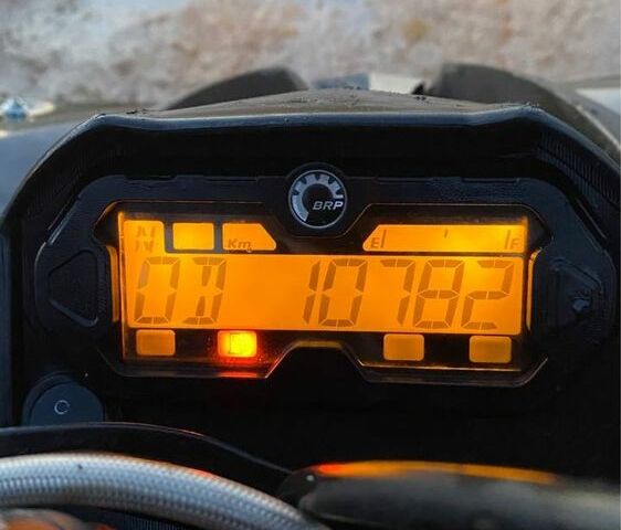 БРП Renegade 800, объемом двигателя 0.8 л и пробегом 0 тыс. км за 7000 $, фото 6 на Automoto.ua