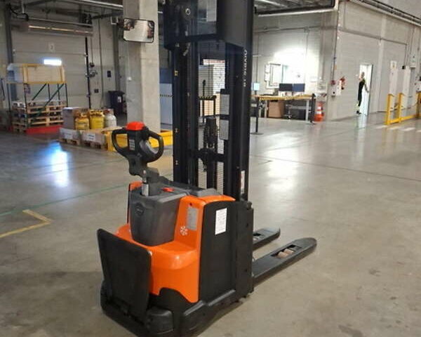 БТ Тойота SWE, об'ємом двигуна 0 л та пробігом 0 тис. км за 11064 $, фото 1 на Automoto.ua