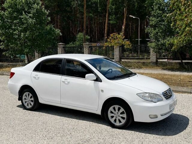 Белый БИД Ф3, объемом двигателя 1.49 л и пробегом 150 тыс. км за 2500 $, фото 1 на Automoto.ua
