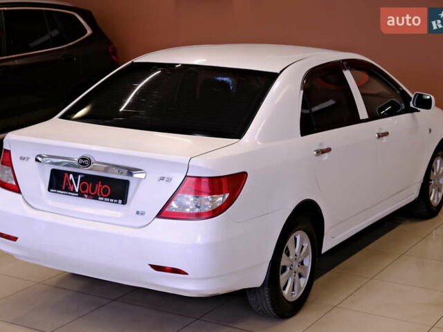 БІД F3 2013 у Одесі на Automoto.ua Білий БІД F3, об'ємом двигуна 1.49 л та пробігом 151 тис. км за 2900 $, фото 13 на Automoto.ua