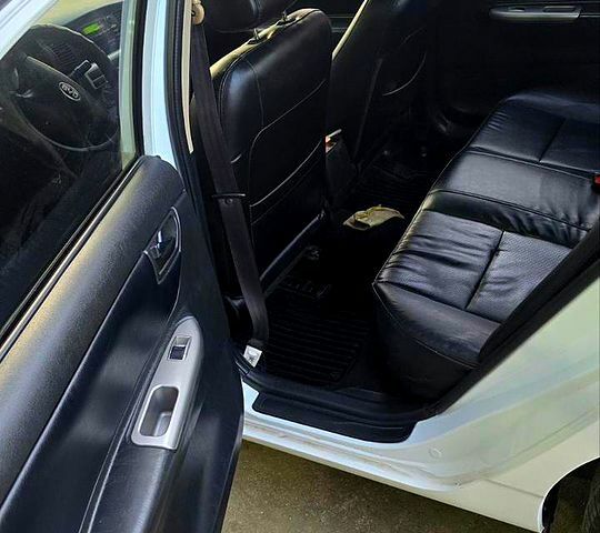 Белый БИД Ф3, объемом двигателя 1.6 л и пробегом 139 тыс. км за 4000 $, фото 5 на Automoto.ua