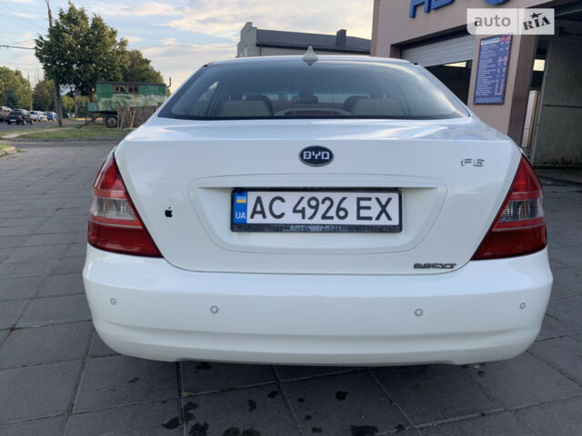 Белый БИД Ф6, объемом двигателя 2 л и пробегом 100 тыс. км за 5000 $, фото 7 на Automoto.ua