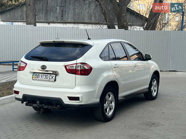 Белый БИД С6, объемом двигателя 2 л и пробегом 145 тыс. км за 5800 $, фото 2 на Automoto.ua