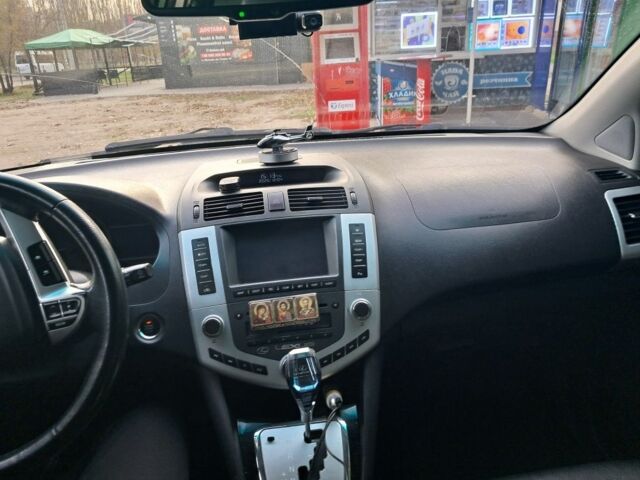 Белый БИД С6, объемом двигателя 2.4 л и пробегом 190 тыс. км за 7800 $, фото 5 на Automoto.ua