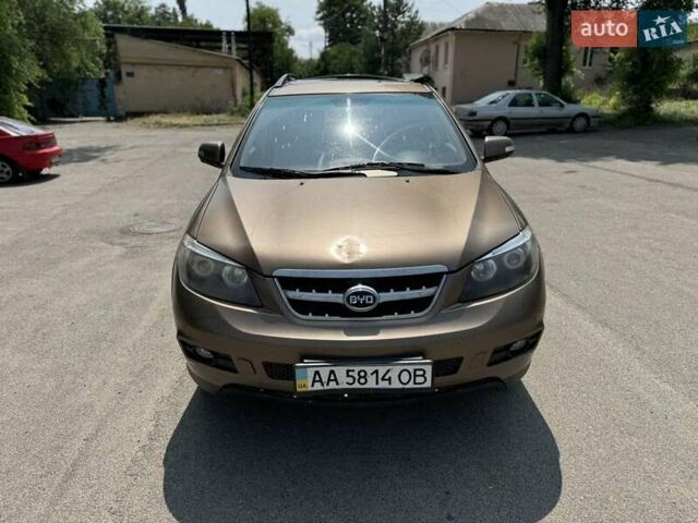 Коричневый БИД С6, объемом двигателя 2.38 л и пробегом 130 тыс. км за 3350 $, фото 1 на Automoto.ua