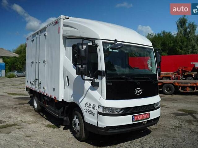 Белый БИД Т5, объемом двигателя 2.3 л и пробегом 1 тыс. км за 52000 $, фото 3 на Automoto.ua