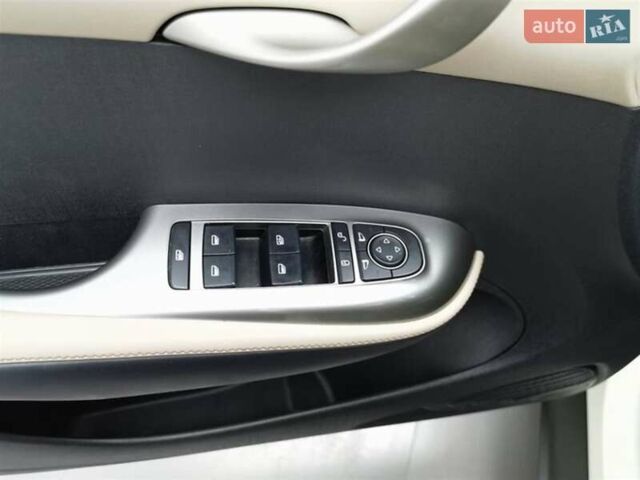БИД Dolphin, объемом двигателя 0 л и пробегом 82 тыс. км за 12800 $, фото 4 на Automoto.ua