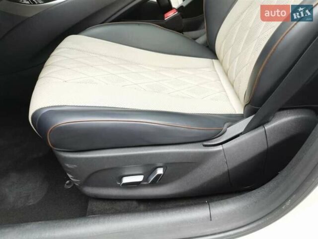 БИД Dolphin, объемом двигателя 0 л и пробегом 82 тыс. км за 12800 $, фото 19 на Automoto.ua