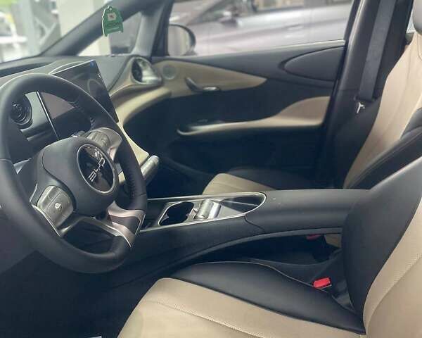 Серый БИД Dolphin, объемом двигателя 0 л и пробегом 1 тыс. км за 18500 $, фото 6 на Automoto.ua