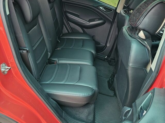 Красный БИД Другая, объемом двигателя 0 л и пробегом 62 тыс. км за 12200 $, фото 6 на Automoto.ua