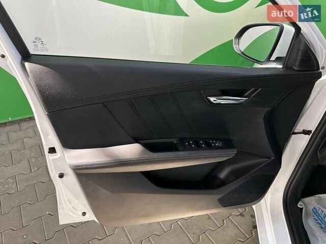 Белый БИД e2, объемом двигателя 0 л и пробегом 40 тыс. км за 16000 $, фото 8 на Automoto.ua