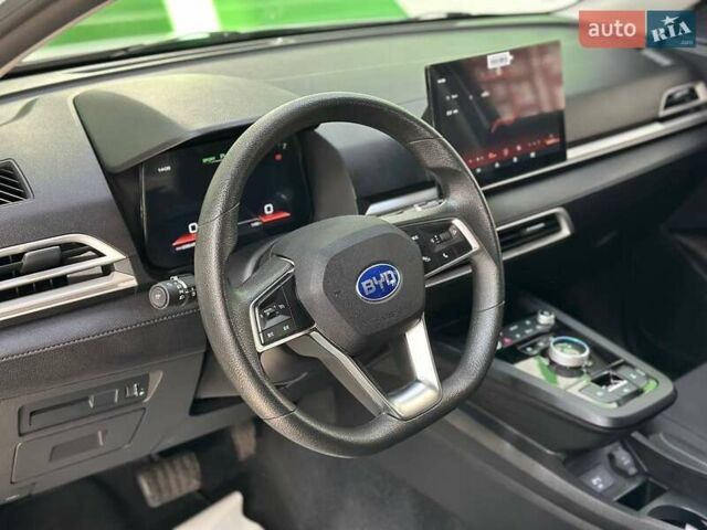 Белый БИД e2, объемом двигателя 0 л и пробегом 40 тыс. км за 16000 $, фото 16 на Automoto.ua